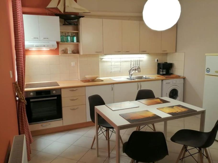 Central Spacious Apartment 70Sqm Trablus Dış mekan fotoğraf